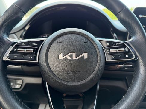 Used 2022 Kia Seltos SX w/ Sunroof Package AWD/4WD image 18