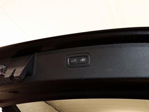 Used 2024 Volvo XC90 B5 Plus AWD/4WD image 33