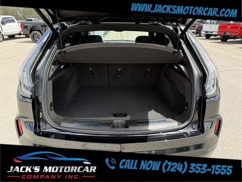 Used 2024 Cadillac XT4 Sport AWD/4WD image 13