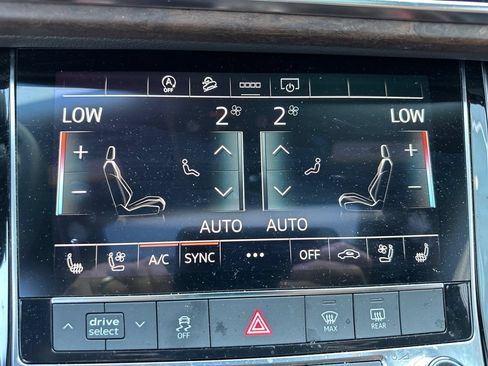 Certified 2025 Audi Q8 Premium Plus AWD/4WD image 25