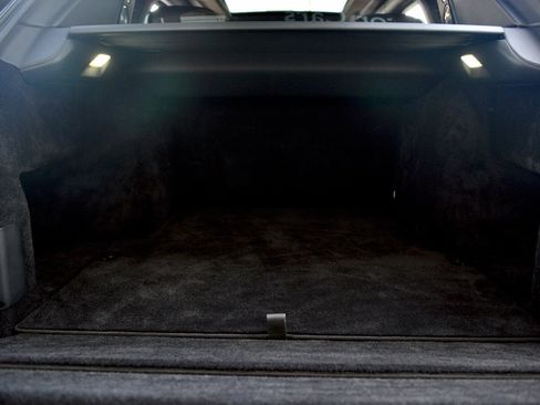 Used 2019 Rolls-Royce Cullinan image 18