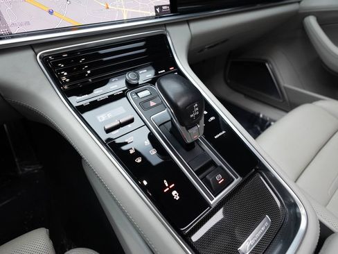 Used 2018 Porsche Panamera Turbo S w/ Assistance Package AWD/4WD image 39