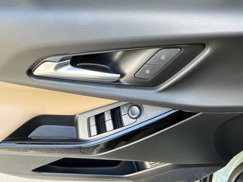 Certified 2025 Chevrolet Equinox ACTIV w/ Safety and Technology Package image 23