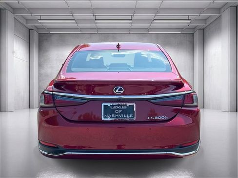 Used 2020 Lexus ES 300h w/ Premium Package FWD image 4