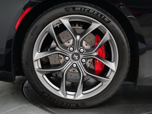 Used 2019 Ferrari GTC4Lusso T RWD image 33