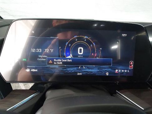 New 2026 Chevrolet Suburban LS image 19