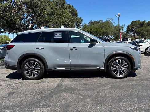 Certified 2026 INFINITI QX60 Luxe w/ Cargo Package FWD image 2