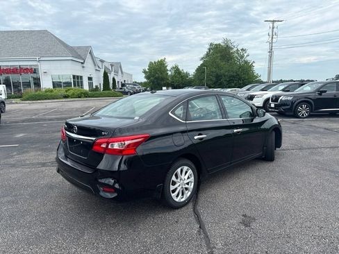 Used 2019 Nissan Sentra SV w/ Exterior Package FWD image 3