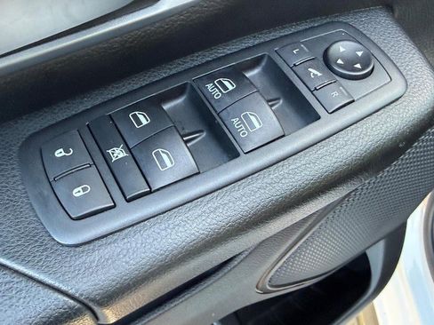 Used 2020 RAM 1500 Big Horn image 16