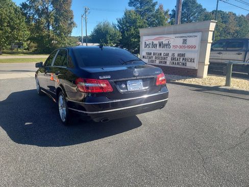 Used 2011 Mercedes-Benz E 350 4MATIC Sedan image 5