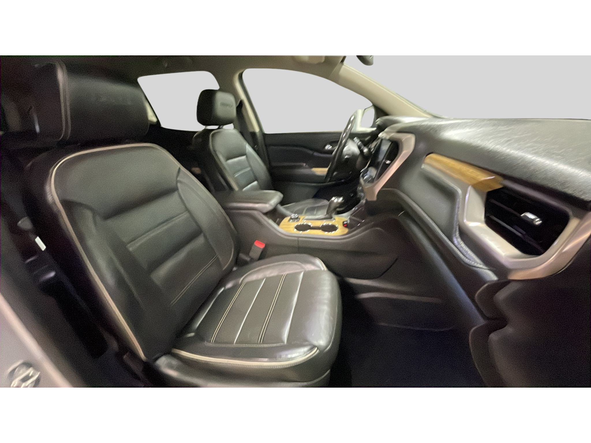 Used 2018 GMC Acadia Denali w/ LPO, Floor Liner Package AWD/4WD image 18