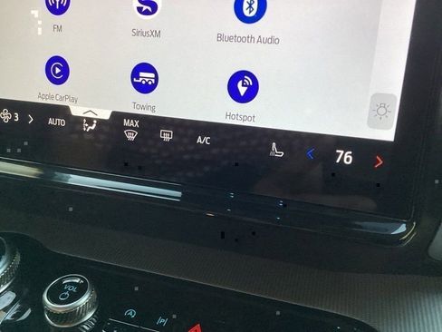 New 2025 Ford Expedition Active image 70