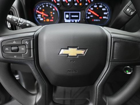 New 2026 Chevrolet Silverado 1500 Custom w/ LPO, Dark Essentials Package AWD/4WD image 17