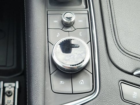Used 2023 Cadillac XT5 Luxury FWD image 29