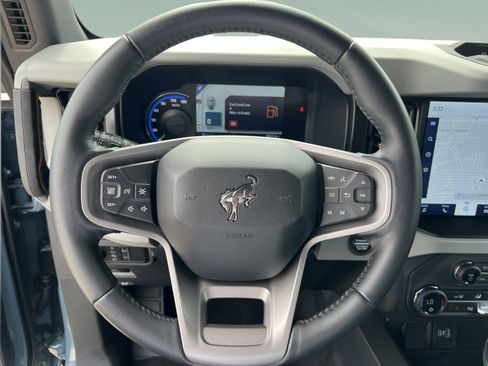 Used 2021 Ford Bronco Badlands AWD/4WD image 10