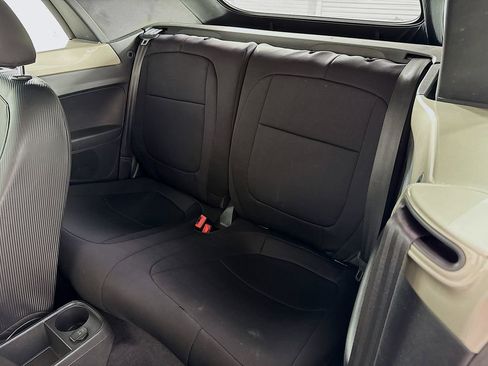 Used 2013 Volkswagen Beetle 2.5 image 30