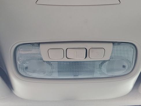 Used 2015 Ford Transit Connect Titanium FWD image 26