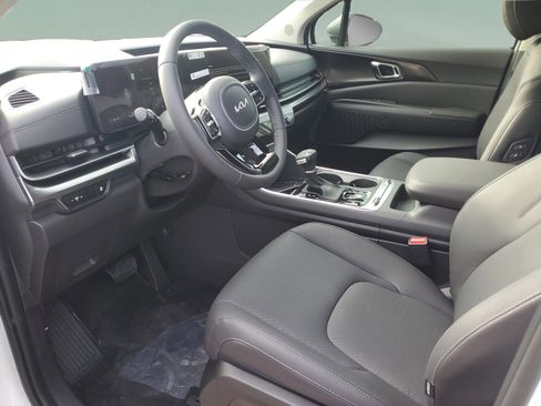 New 2026 Kia Carnival SX Prestige FWD image 17
