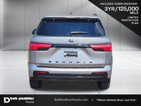 Used 2023 Toyota Sequoia Platinum AWD/4WD image 26