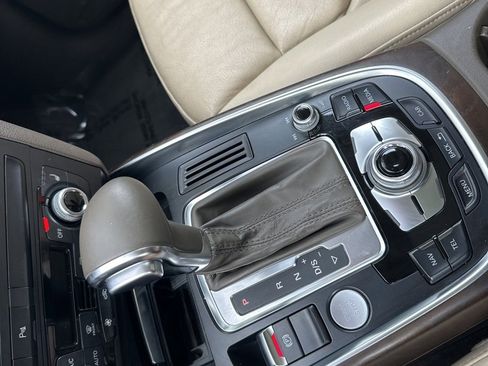 Used 2017 Audi Q5 2.0T Premium image 41