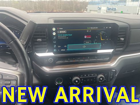 Certified 2022 Chevrolet Silverado 1500 LT w/ Z71 Off-Road Package image 4