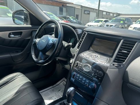 Used 2014 INFINITI QX70 2WD image 8