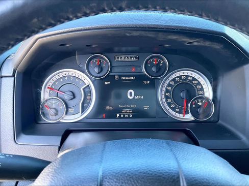 Used 2014 RAM 1500 Laramie w/ Convenience Group image 25