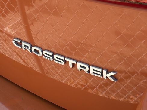 Used 2019 Subaru Crosstrek 2.0i Premium w/ Moonroof Package AWD/4WD image 5