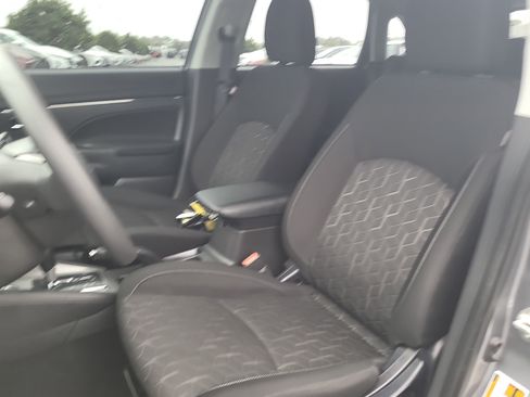 Used 2024 Mitsubishi Outlander Sport ES image 19