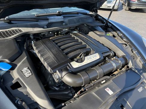 Used 2012 Porsche Cayenne image 43