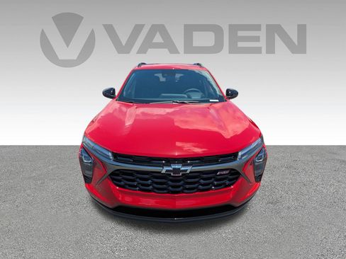 New 2026 Chevrolet Trax RS w/ Driver Confidence Package FWD image 30