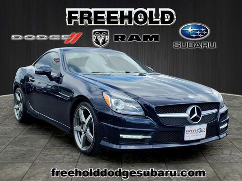 Used 2015 Mercedes-Benz SLK 350 image 1