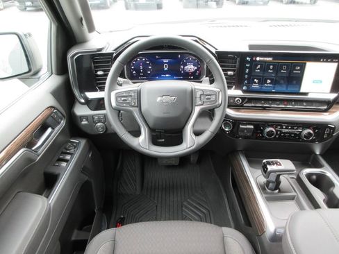 New 2026 Chevrolet Silverado 1500 RST w/ Convenience Package II AWD/4WD image 18