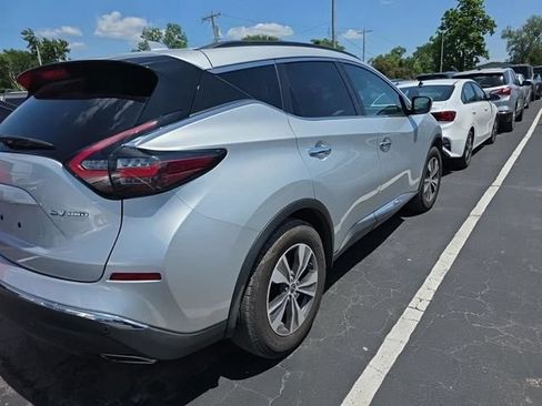 Used 2023 Nissan Murano SV AWD/4WD image 3