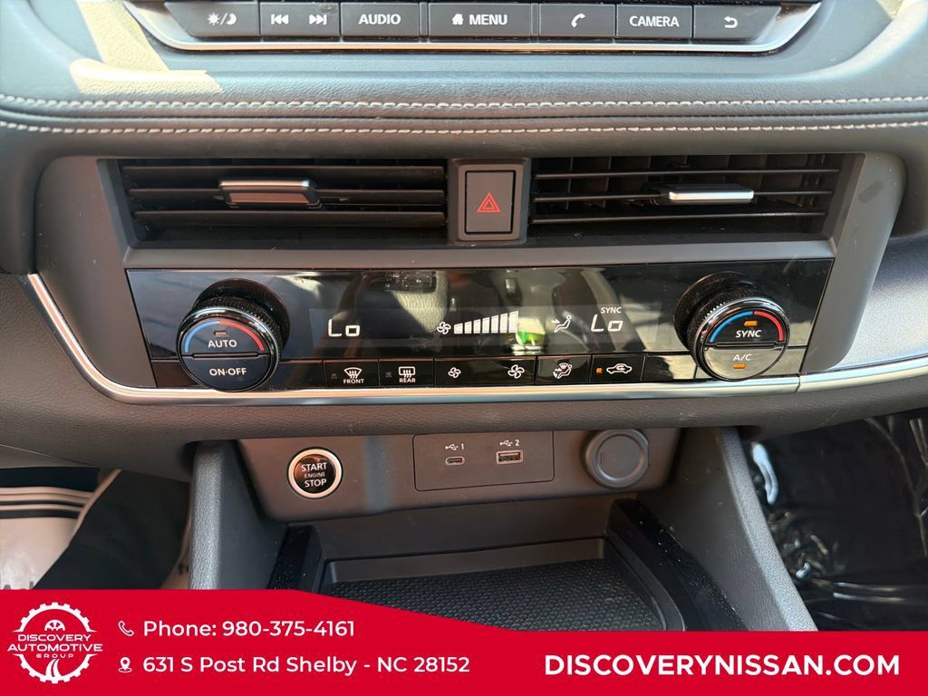 Certified 2023 Nissan Rogue SV FWD image 15