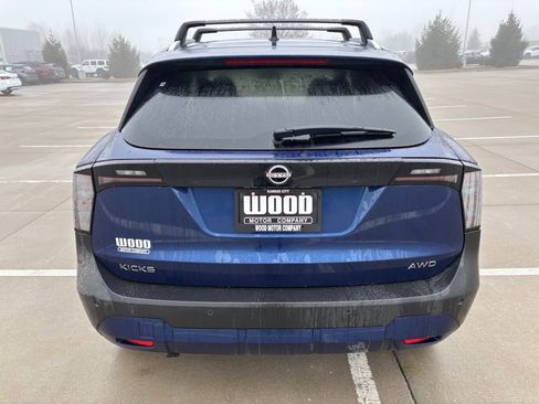 New 2026 Nissan Kicks SV image 6