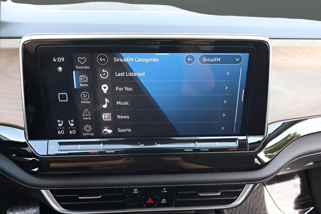 Certified 2026 Volkswagen Atlas SE AWD/4WD image 25