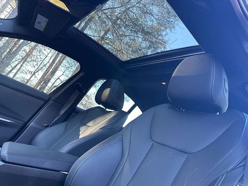Used 2024 BMW 330i xDrive Sedan w/ M Sport Package image 5