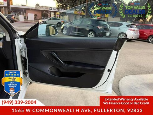 Used 2018 Tesla Model 3 Long Range image 31