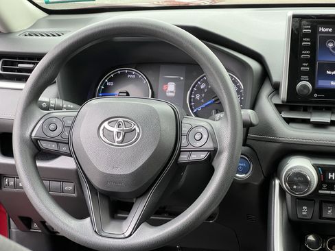 Used 2019 Toyota RAV4 XLE image 20