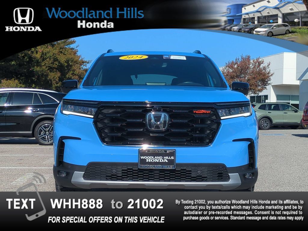 Certified 2024 Honda Pilot TrailSport image 2