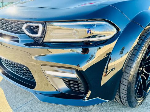 Used 2022 Dodge Charger Scat Pack RWD image 36