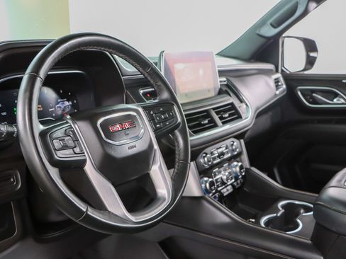 Used 2024 GMC Yukon SLT w/ SLT Premium Package AWD/4WD image 26