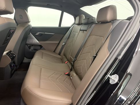 Used 2026 BMW 530i RWD image 20