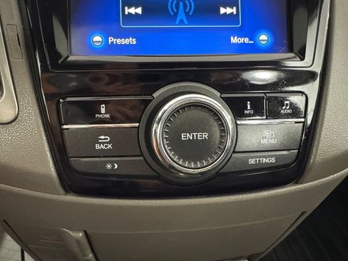 Used 2017 Honda Odyssey EX-L image 23