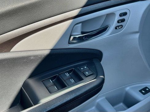 Used 2019 Honda Pilot EX-L image 12