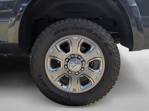 Used 2018 RAM 3500 Laramie image 14