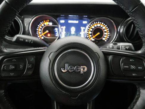 Used 2021 Jeep Wrangler Unlimited Sport AWD/4WD image 16