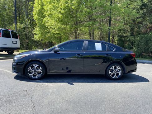 Used 2019 Kia Forte LXS FWD image 6