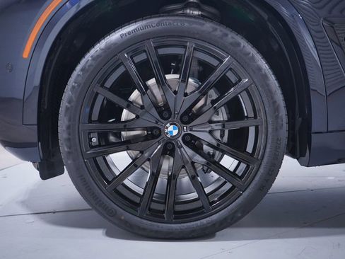 New 2026 BMW X5 sDrive40i w/ M Sport Package RWD image 2